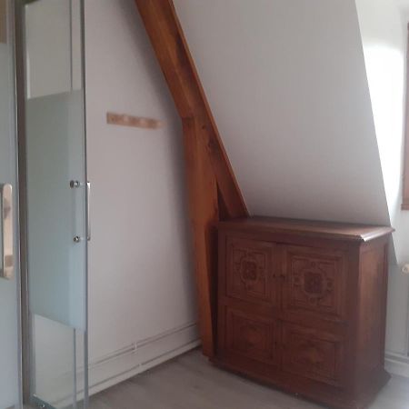 Gite Les Vignettes Bourgeauville Exterior foto