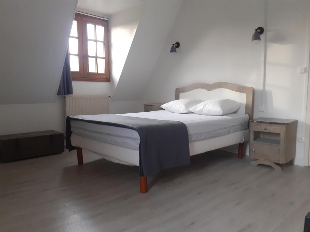 Gite Les Vignettes Bourgeauville Exterior foto